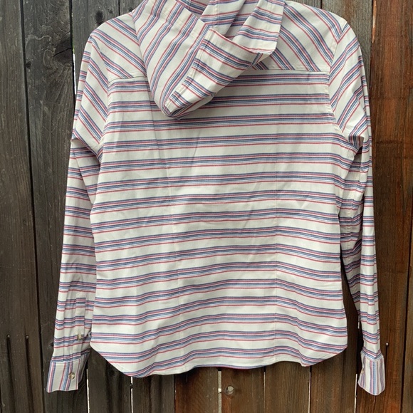 Mountain Hardwear Acadia Stretch Hooded Shirt - Picture 6 of 6